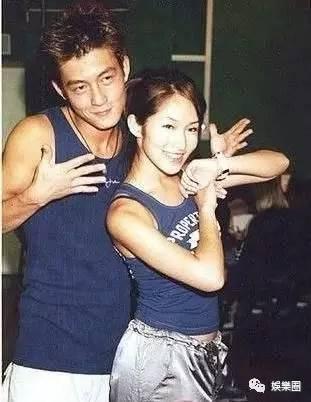 新加坡陈冠希福利在线,揭秘明星慈善背后的暖心故事